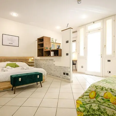 Vicino Fiera Di - Suite, Moderno E Accogliente Apartament