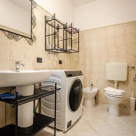 Apartament Vicino Fiera Di - Suite, Moderno E Accogliente