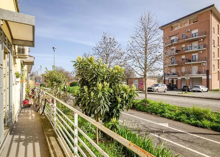 Vicino Fiera Di - Suite, Moderno E Accogliente בולוניה